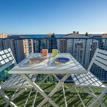 Concordia - Agreable Deux Pieces - Garavan - Vue *