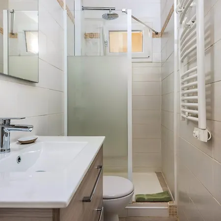 Concordia - Agreable Deux Pieces - Garavan - Vue Апартаменти Мантон