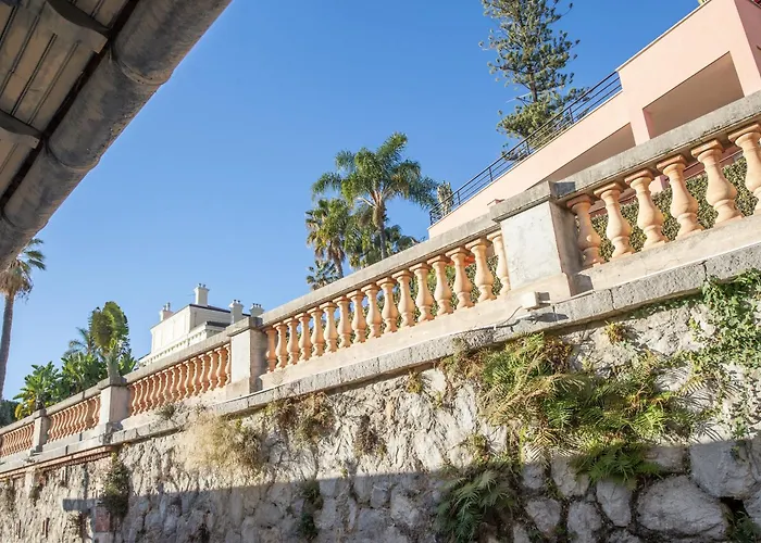 Concordia - Agreable Deux Pieces - Garavan - Vue * Menton