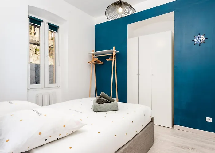 Concordia - Agreable Deux Pieces - Garavan - Vue Apartamento *